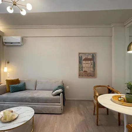 Syntagma Hideaway Luxury Apt-3